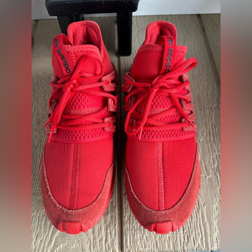 ADIDAS TUBULAR RADIAL